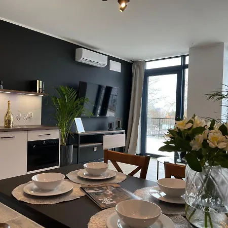 Party Avangarde City Center Apartment