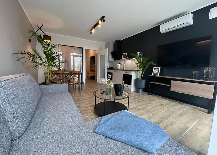Apartament Party Avangarde Center *